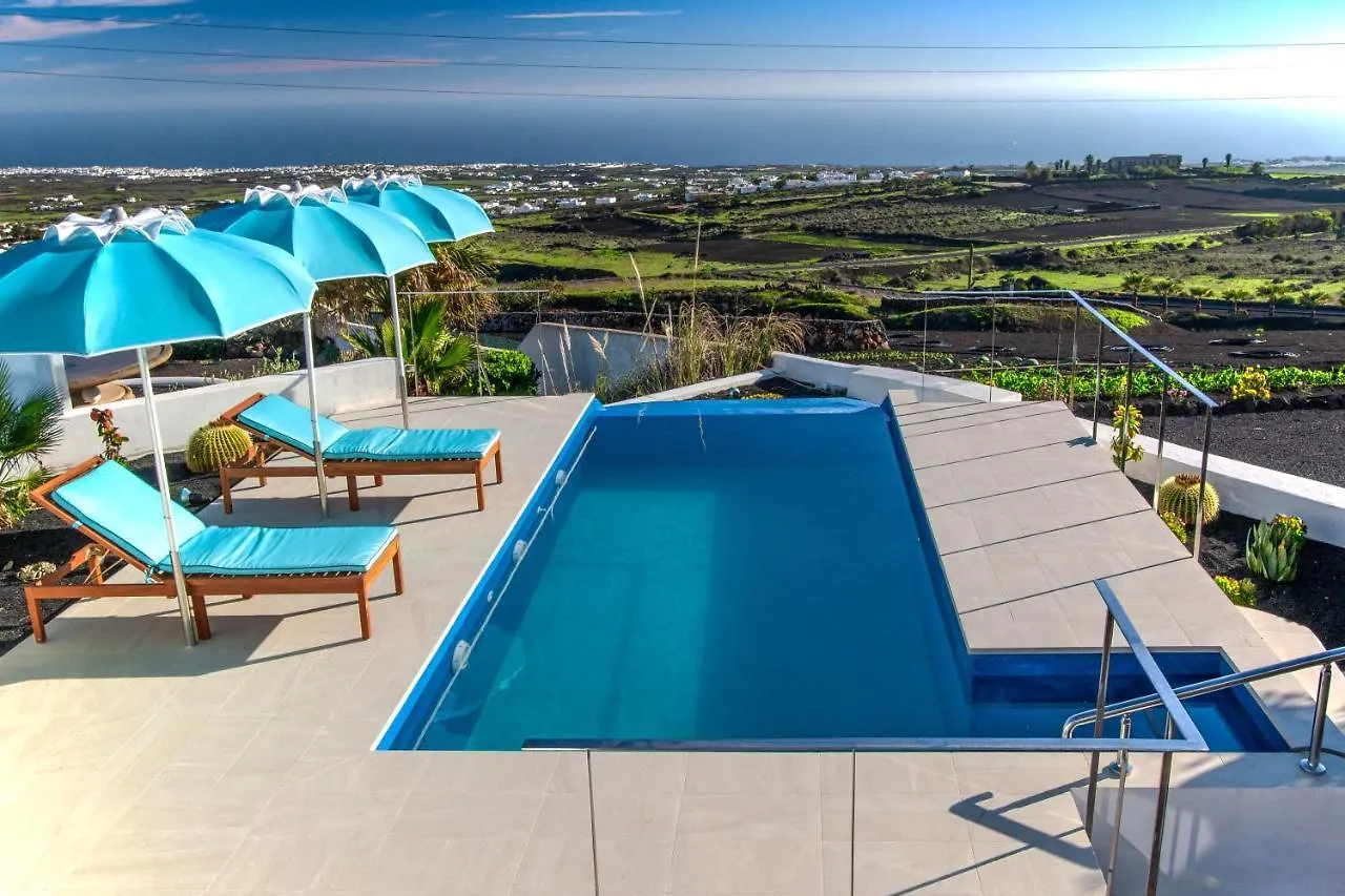 Villa Infinity: Panoramic Sea Views & Private Heated Pool Tias 0*,  Spain